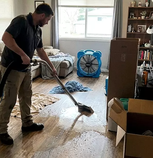 Why Esom Hill Chooses Esom Hill Restoration Pro for Water and Mold Restoration?